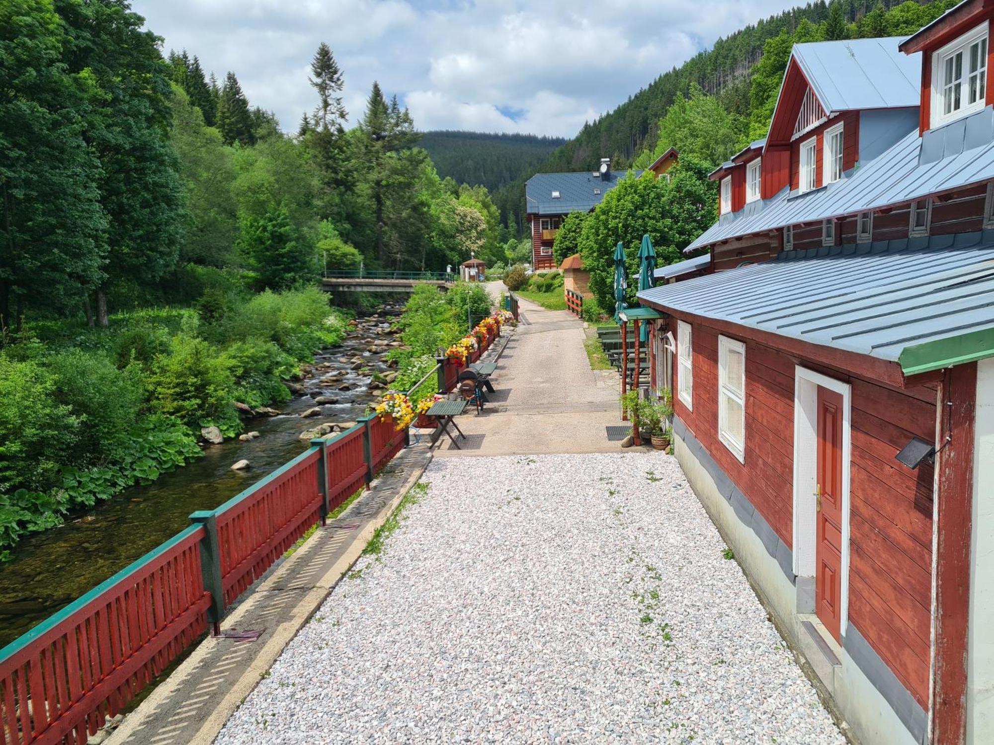 Pension Modrá Hvězda Dolni Mala Upa Exterior foto